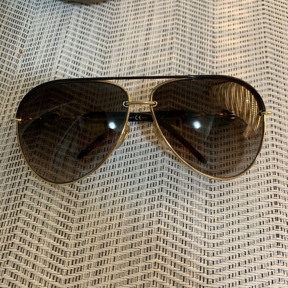 Gucci Gold and Black Aviator Sunglasses - Picture 6 of 6